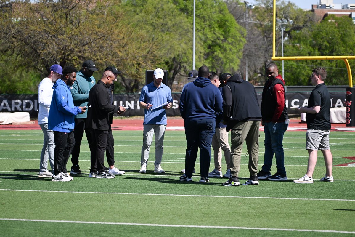 UIW Football tweet media