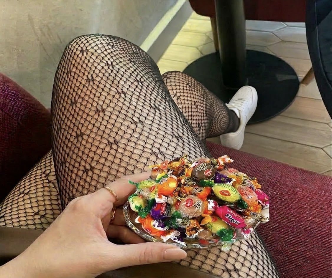 Elifsu tweet media
