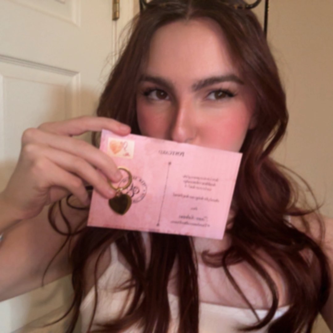 sophia 🐾 tweet media