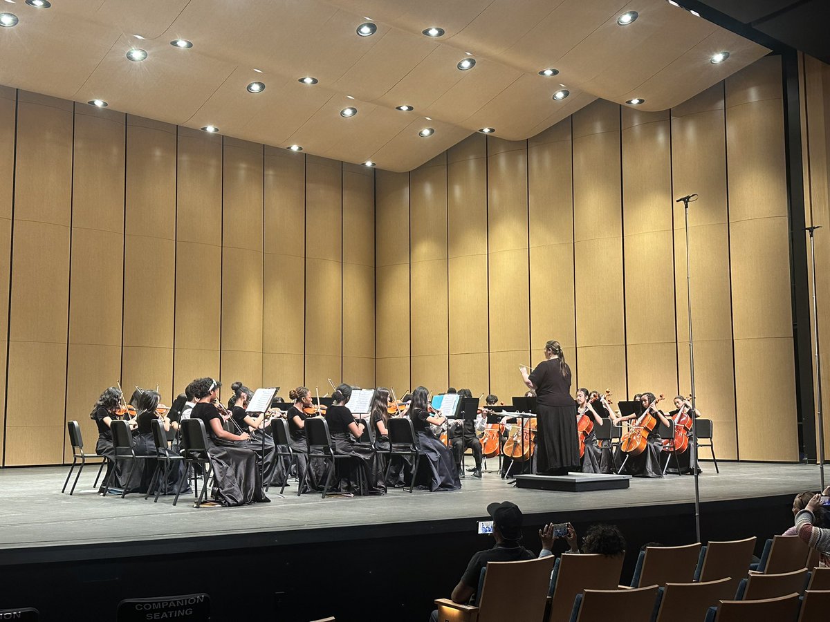 Anthony Middle School tweet media