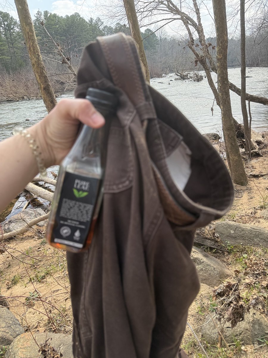 E-O local friend tweet media