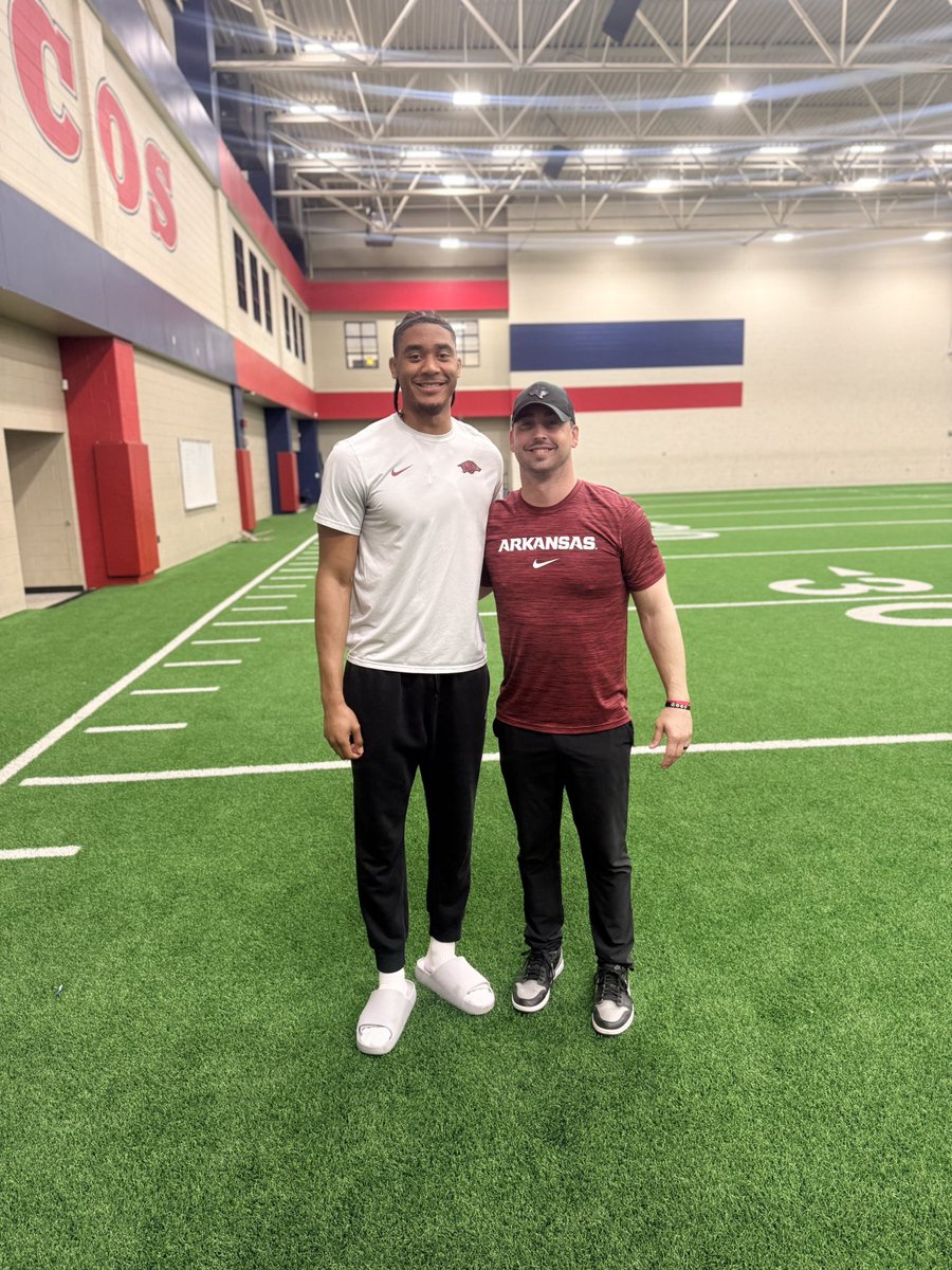 Stu Johnson tweet media