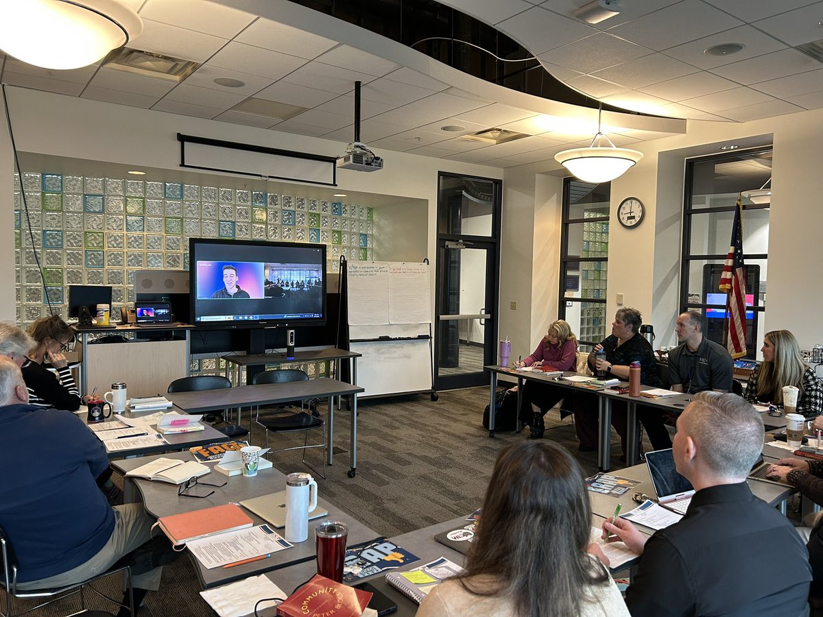 Kelly Moran tweet media