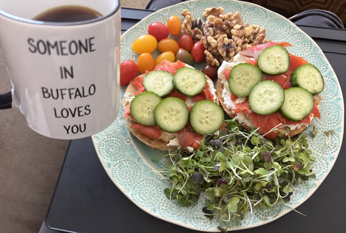 Laura Sweet 🌊🏳️‍🌈🦬🐾⚽️ tweet media