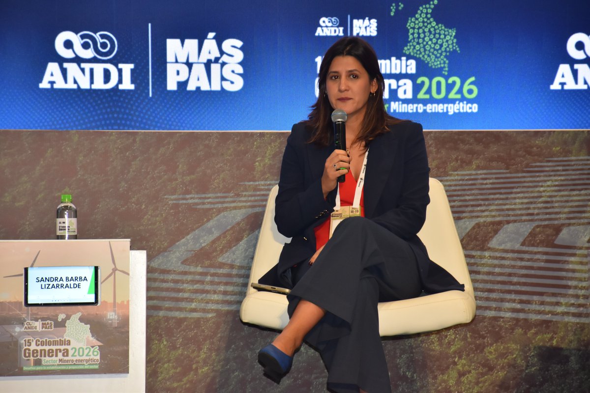 ANDI_Colombia's tweet photo. 🔋 Inicia la jornada de la tarde de #ColombiaGeneraANDI con la conversación sobre el almacenamiento de energía como oportunidad para el sector minero-energético, moderada por Marco Aurelio Vera.
#MásPaísANDI https://t.co/Dwg1hqzjcG