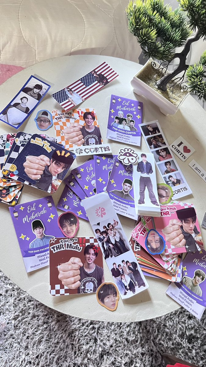 🪞🎀 tweet media