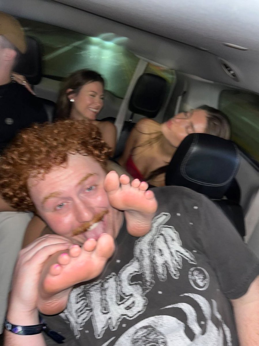 sora/ (blkn/acc) tweet media