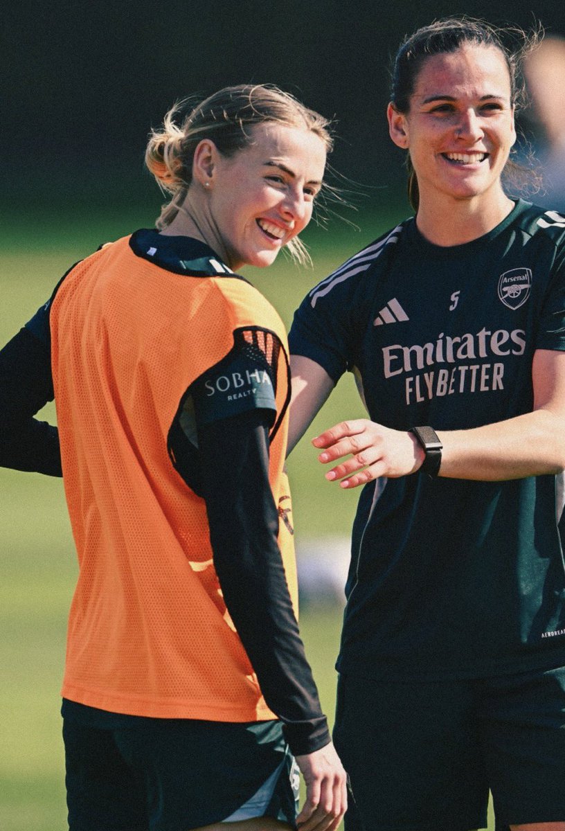 Everyone loves 𝐂𝐊𝟏𝟖. tweet media