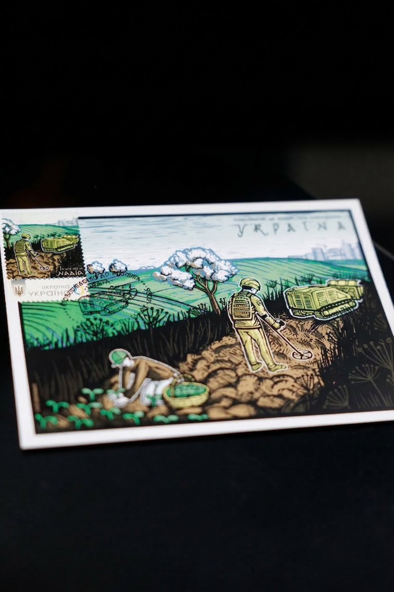 #NEIVANMADE tweet media