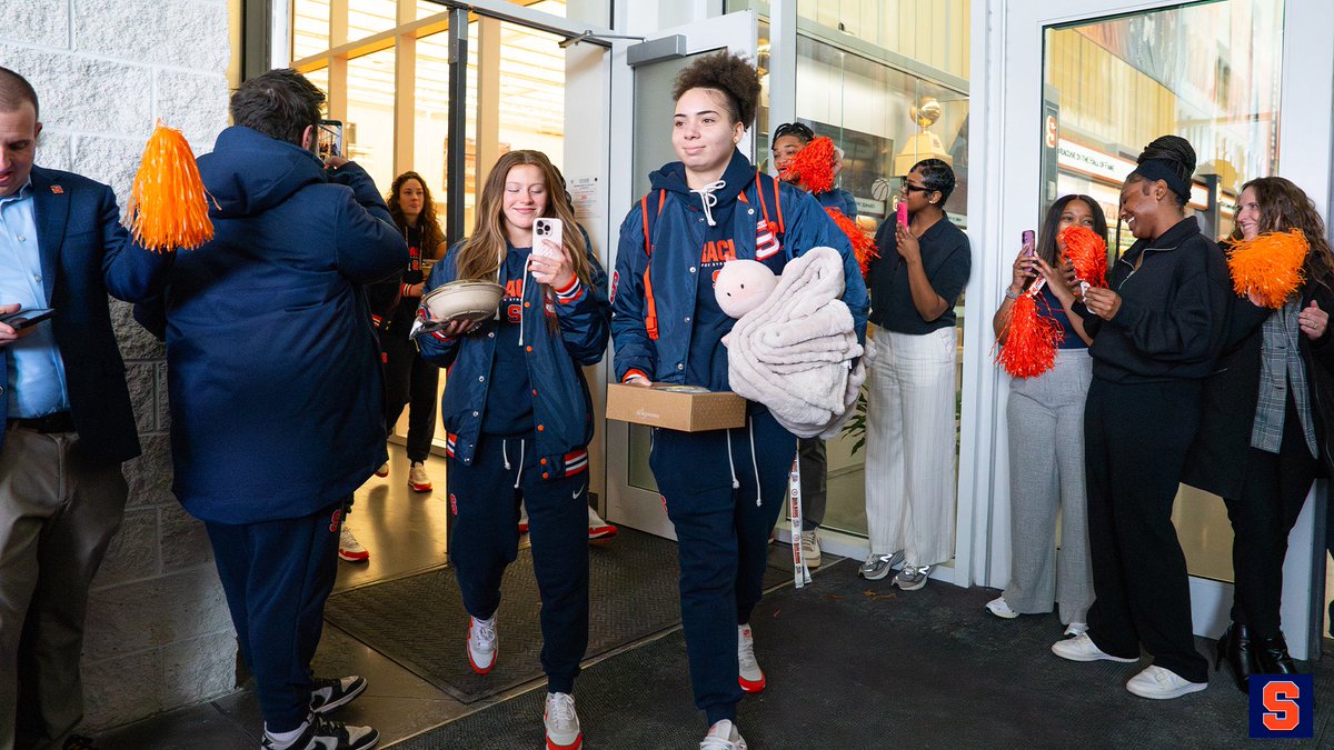 Syracuse Women's Basketball tweet media