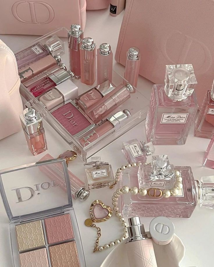 Hazel ✨ tweet media