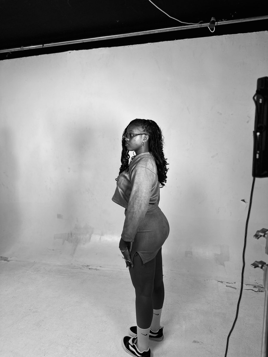 𝓝💕 tweet media