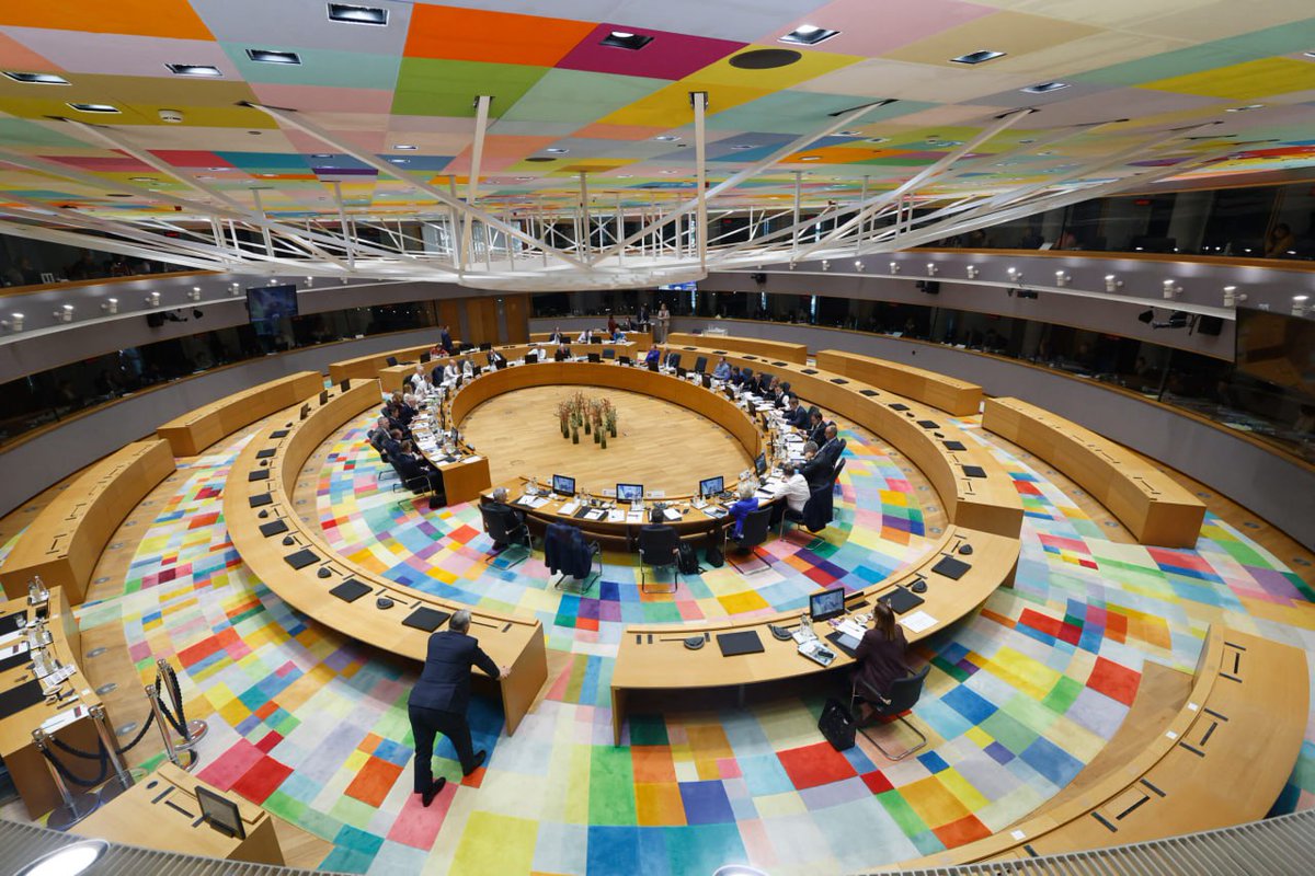 Tim White tweet media