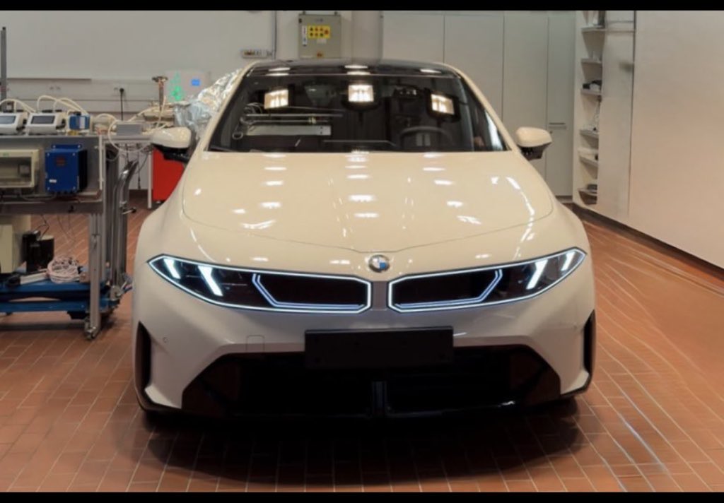 Elvis Will Vexillary 🔋 tweet media