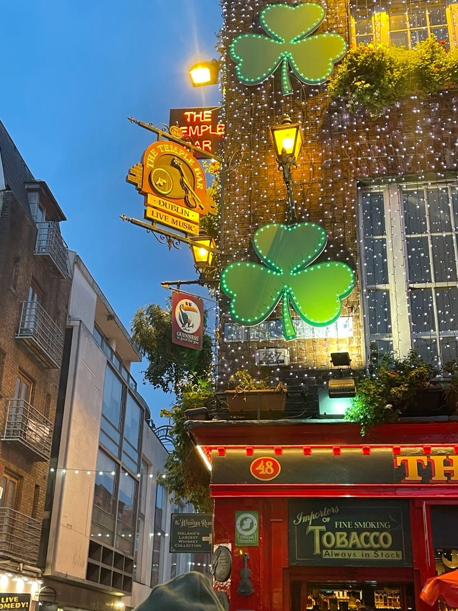 Retail Mourinho tweet media