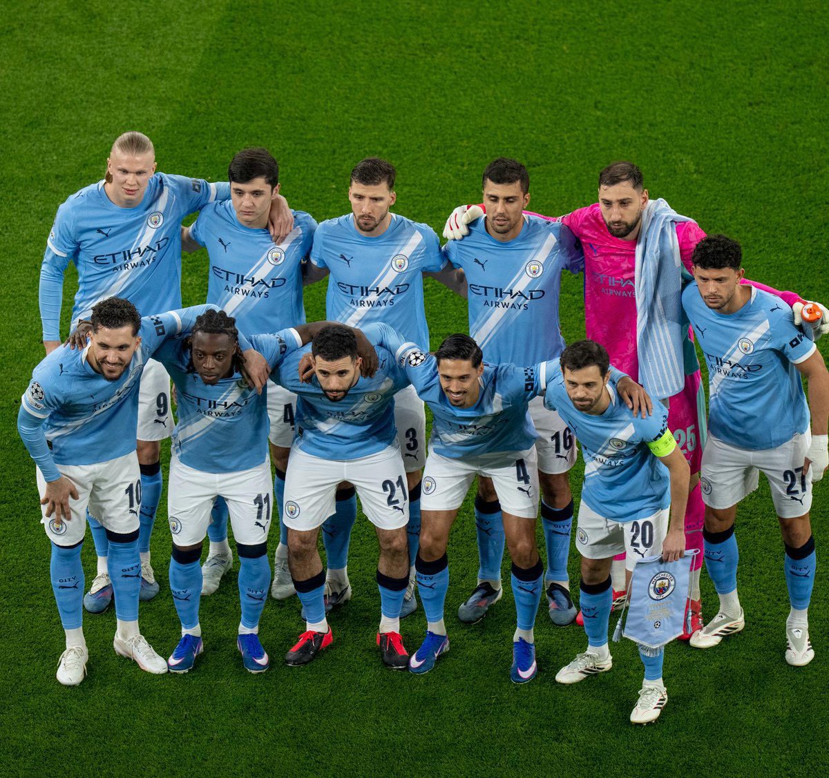 MCINTOSH tweet media