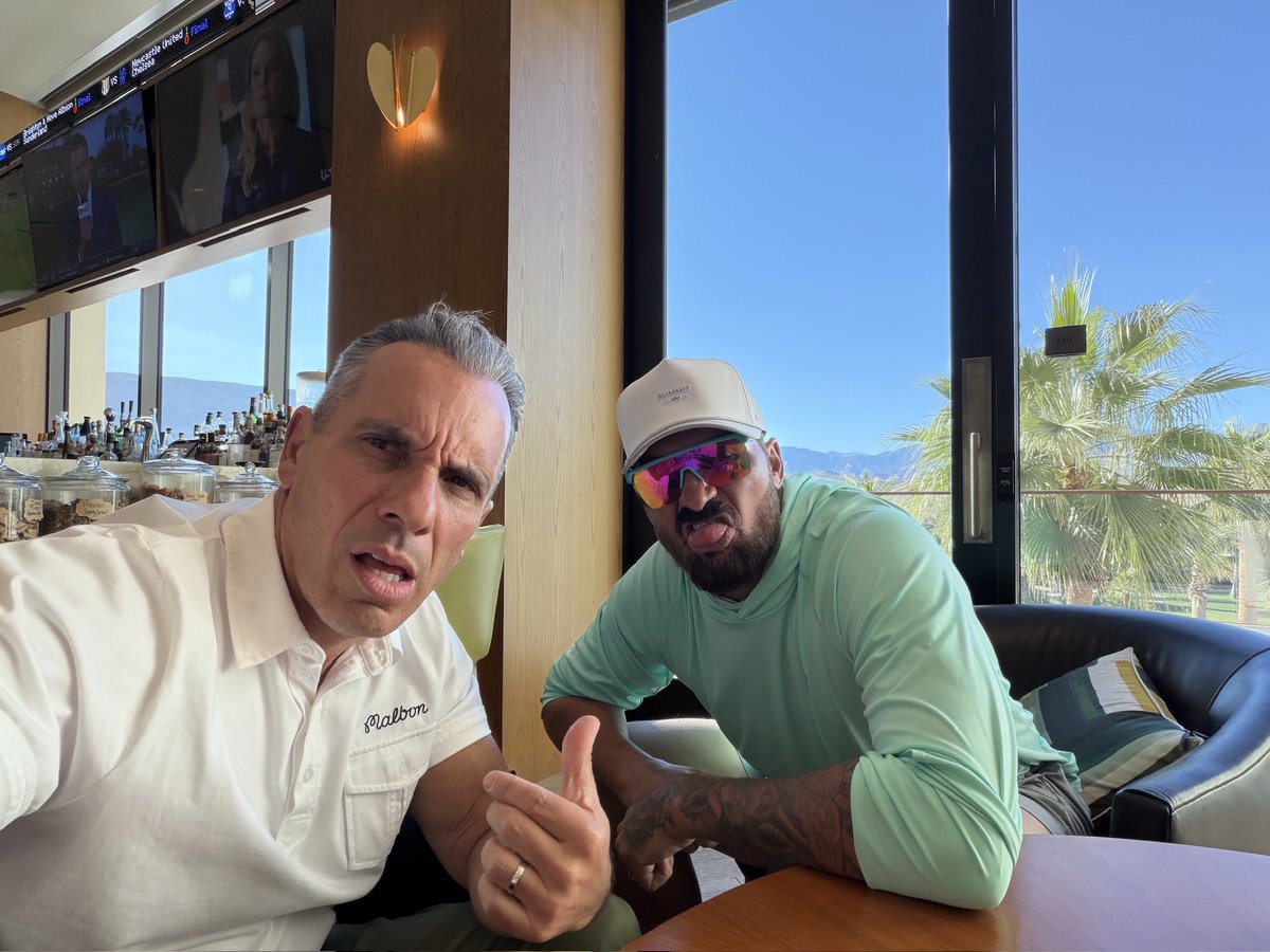 Sebastian Maniscalco tweet media