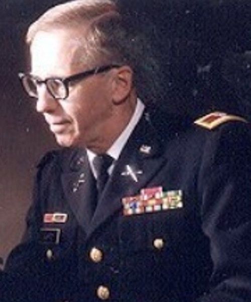 École de Guerre tweet media