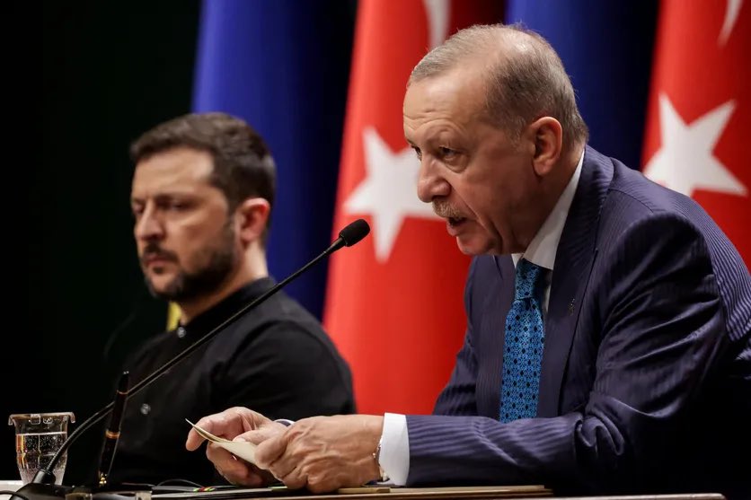 Broke 🇫🇷 tweet media