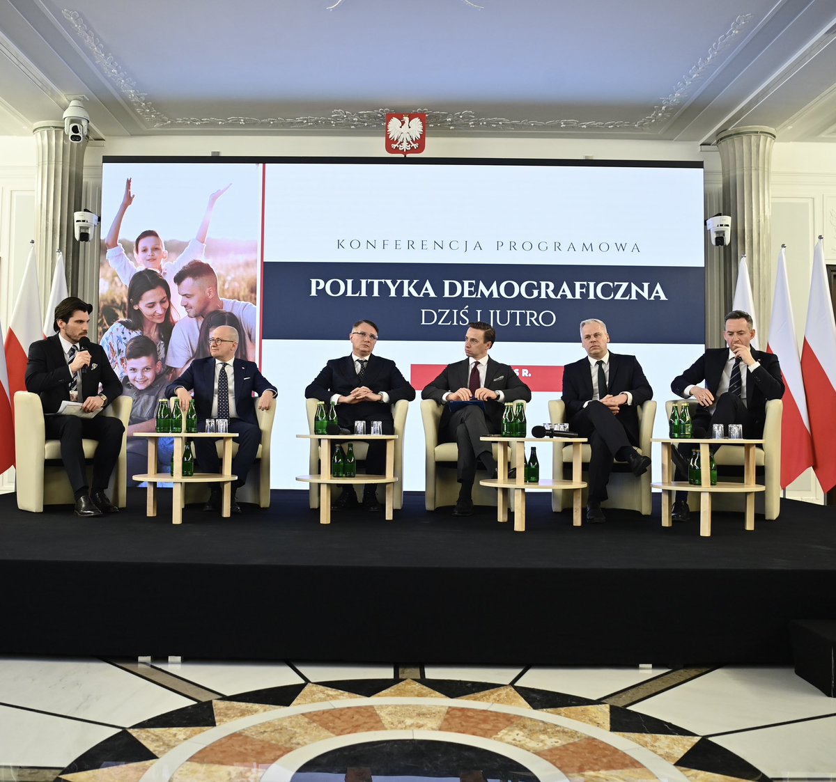 Adam Wyszyński tweet media