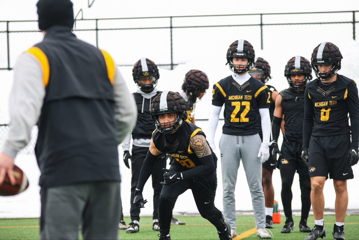 Michigan Tech Football tweet media