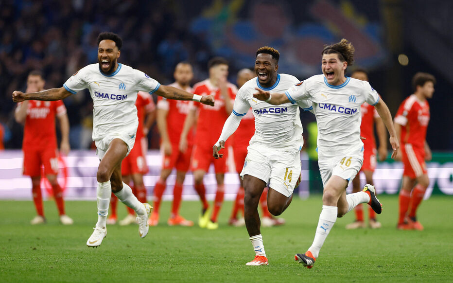 DROIT AU BUT tweet media