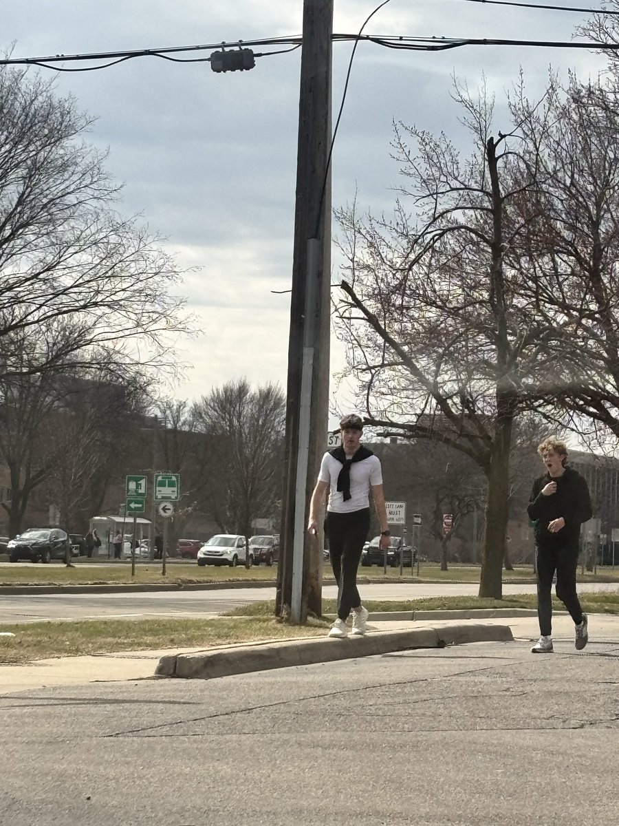 Cosmo “Good Hands” Kramer tweet media