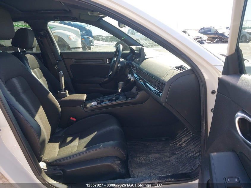 🚘 O W U L A 🧔🏻‍♂️ tweet media