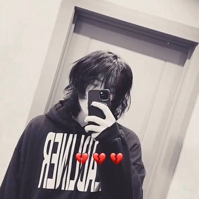 qvqviviqvivi •˚୨୧⋆｡˚ tweet media