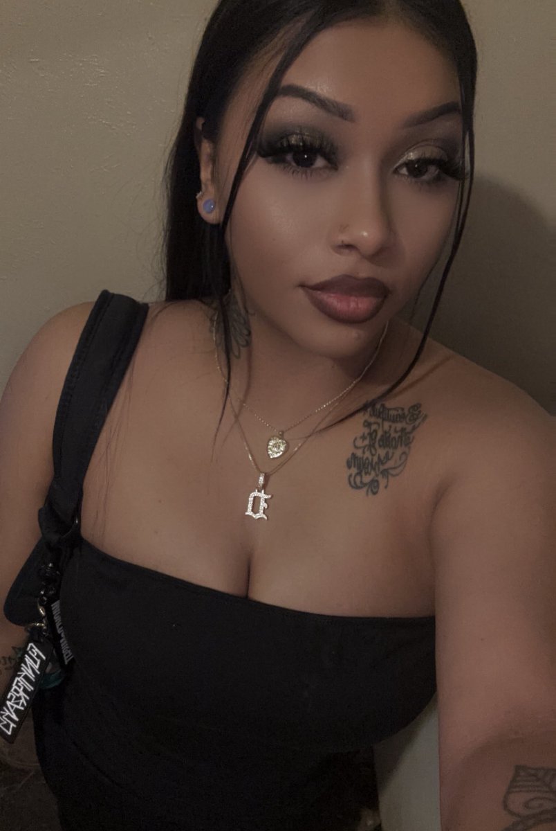 morena_915 tweet media