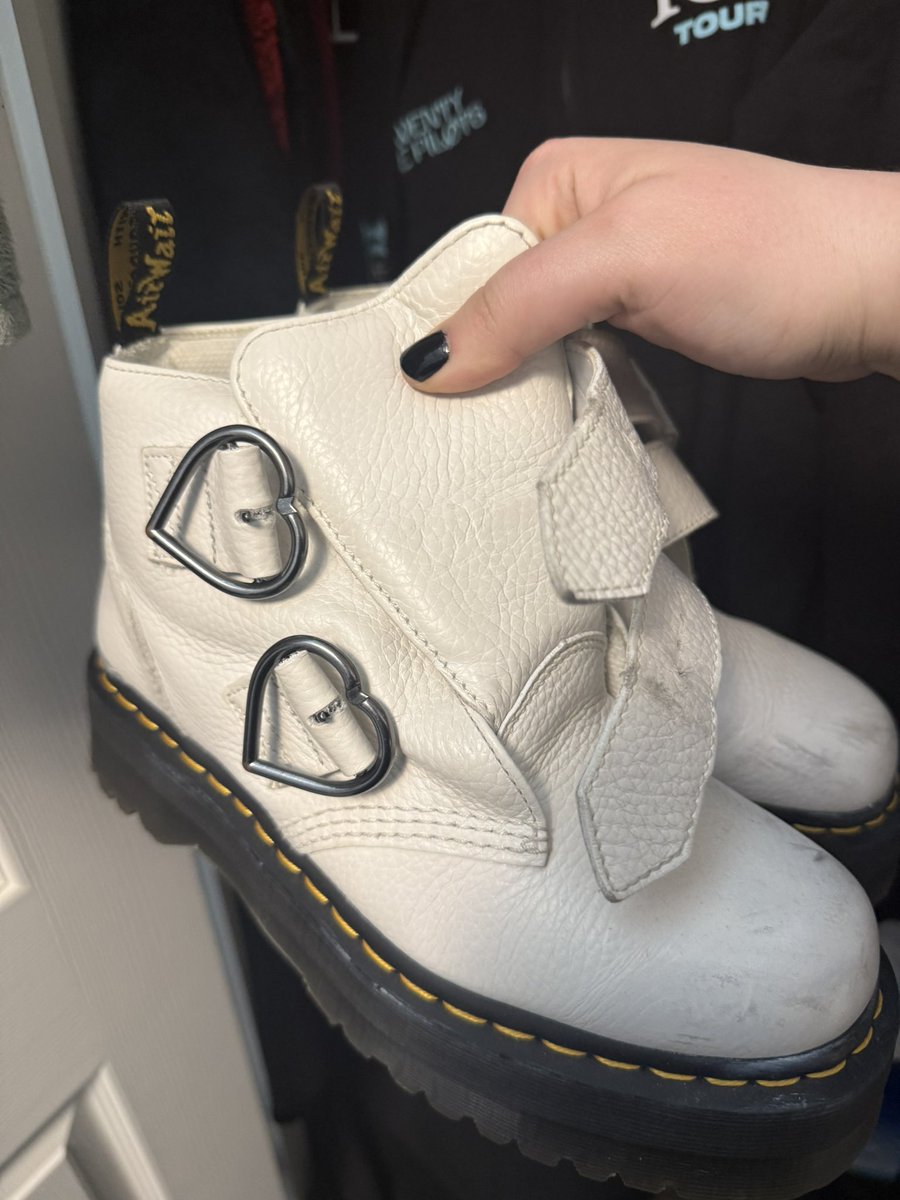 Nøx 🛸🦿 tweet media