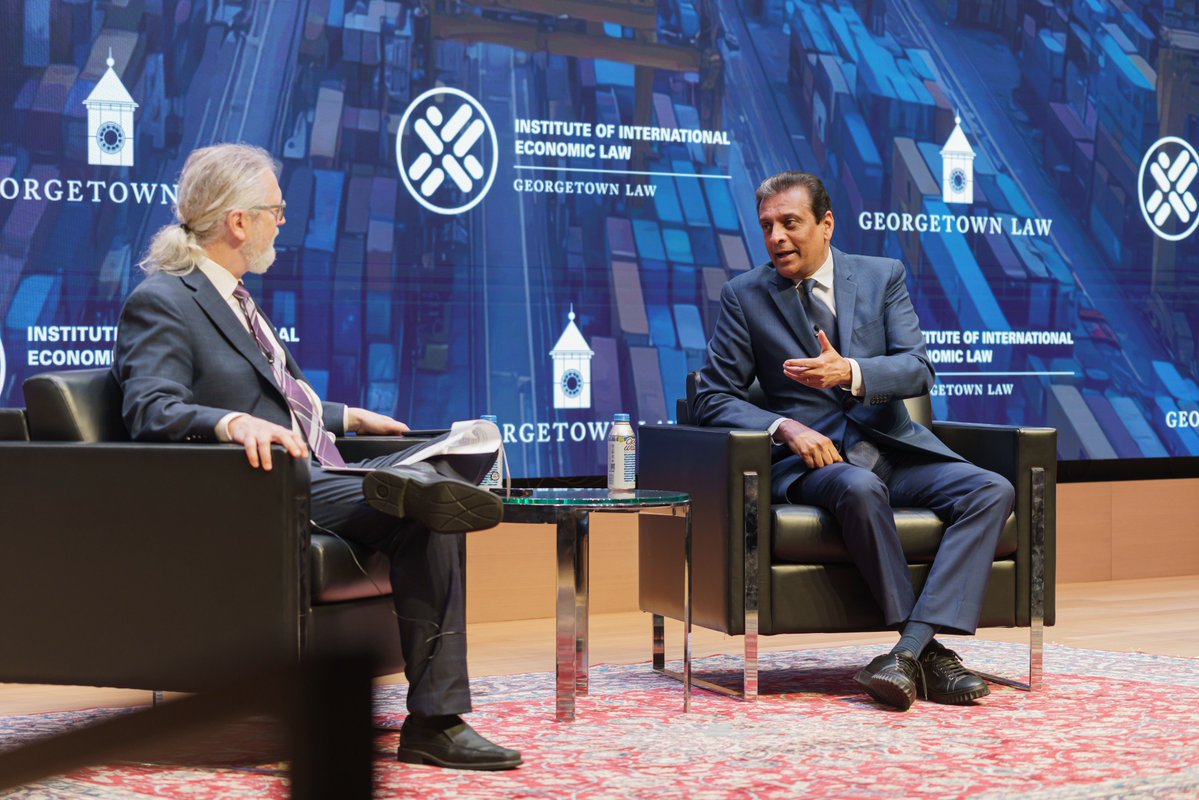 FedEx Public Affairs tweet media