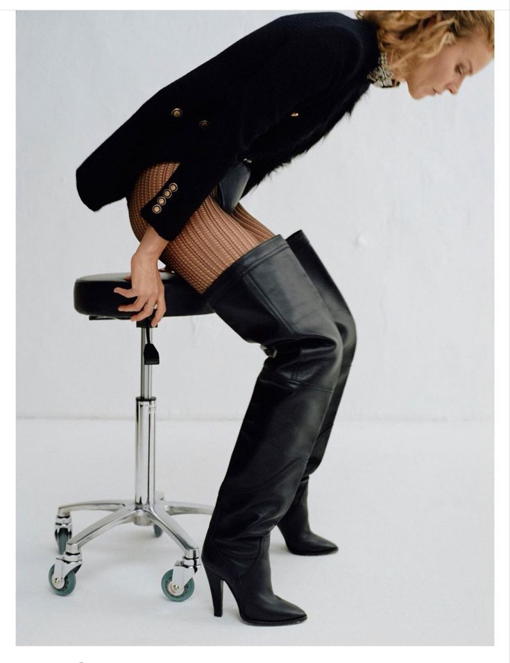 Bohemian girl tweet media