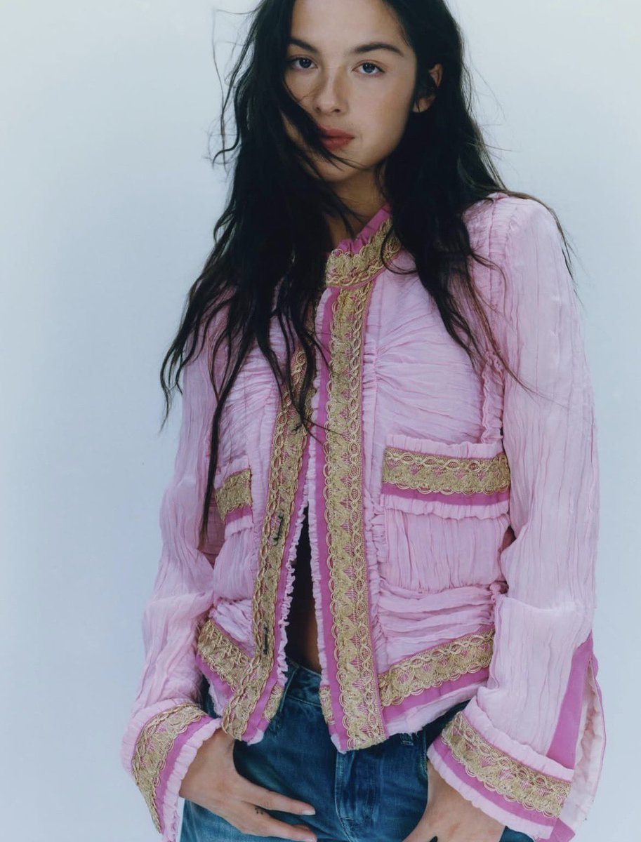 Olivia Rodrigo Daily tweet media