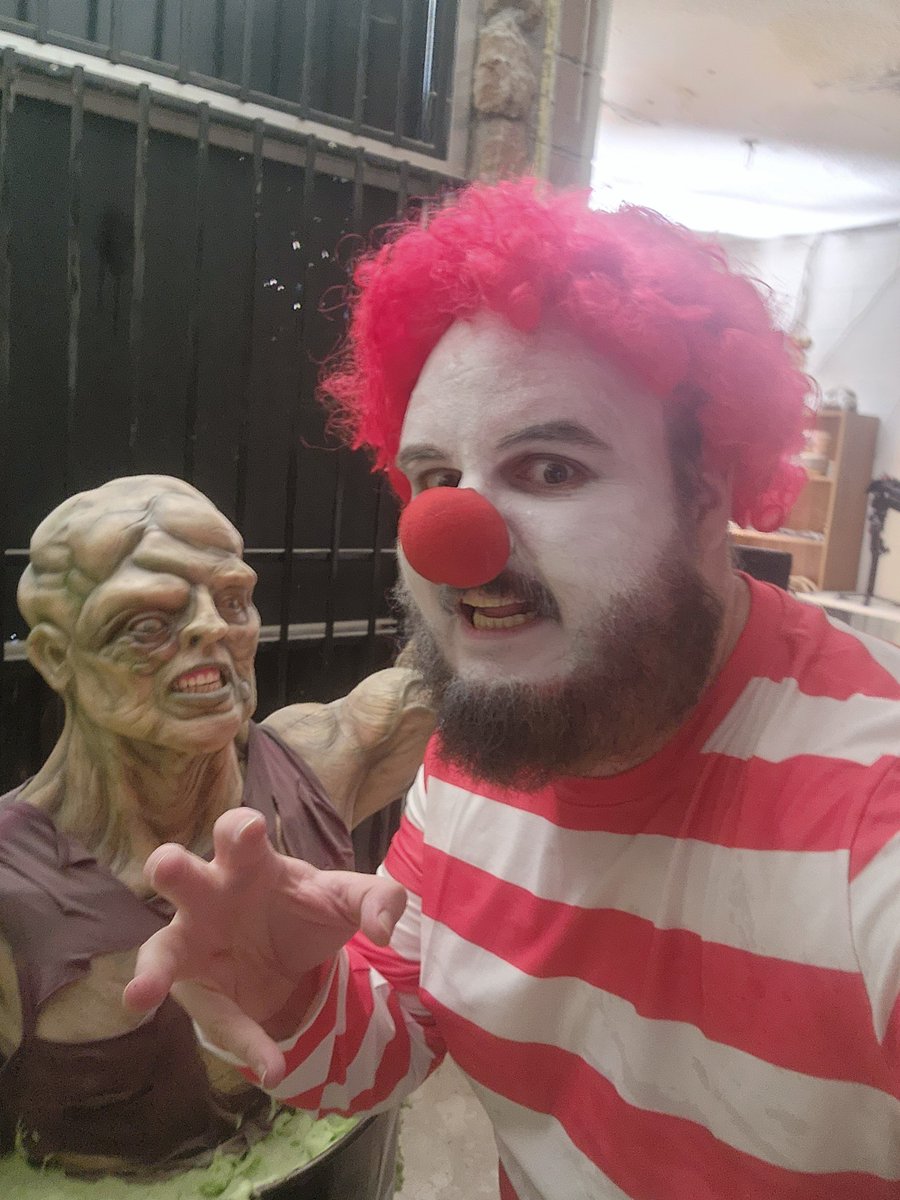 FOLLOW MAX COOL tweet media