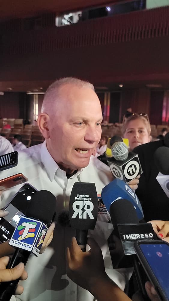 PATRIA GRANDE UNA VOZ tweet media