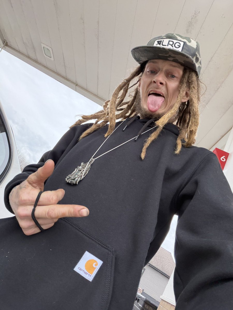 White Trailer hash tweet media