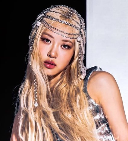 UpdateCharts tweet media