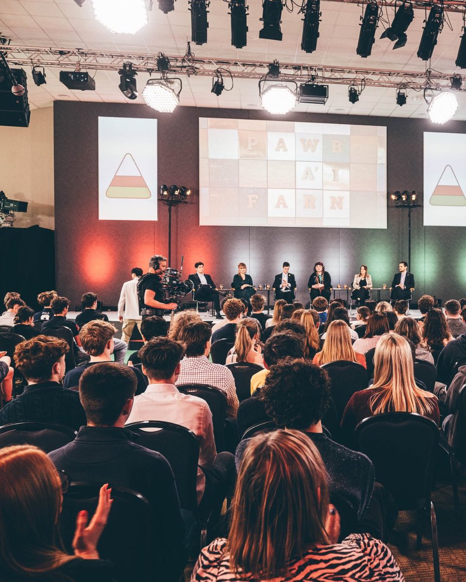 Urdd Gobaith Cymru tweet media