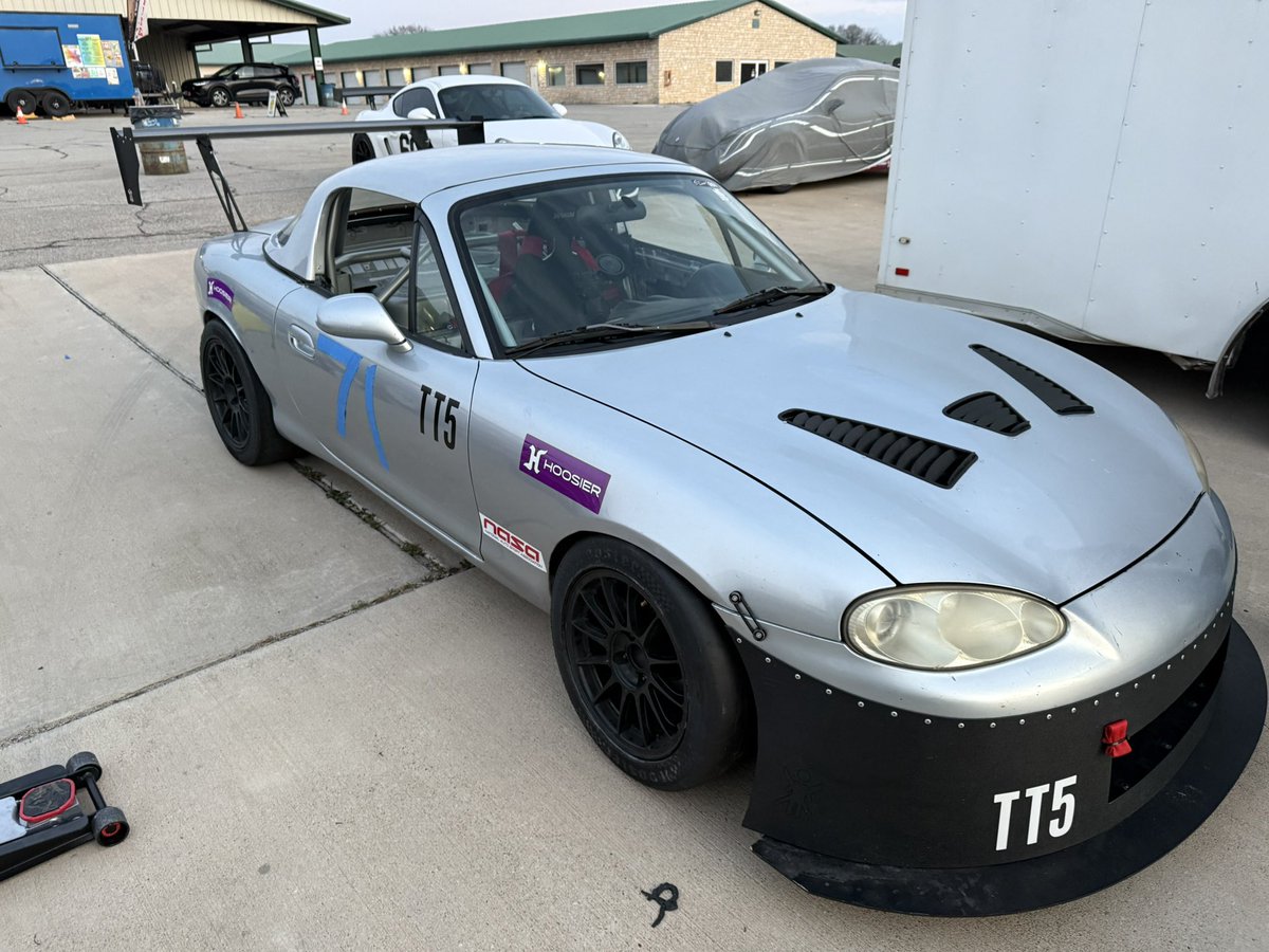 Styles 💙 tweet media