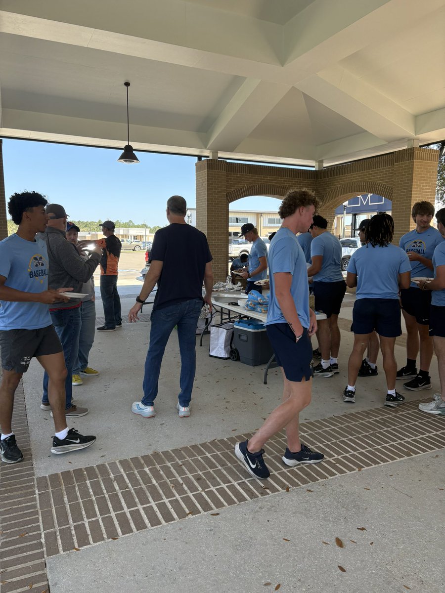 Zach Allen tweet media