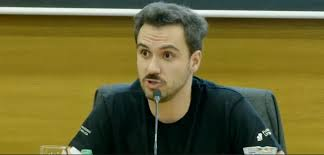 Teoría y Realidad Constitucional tweet media