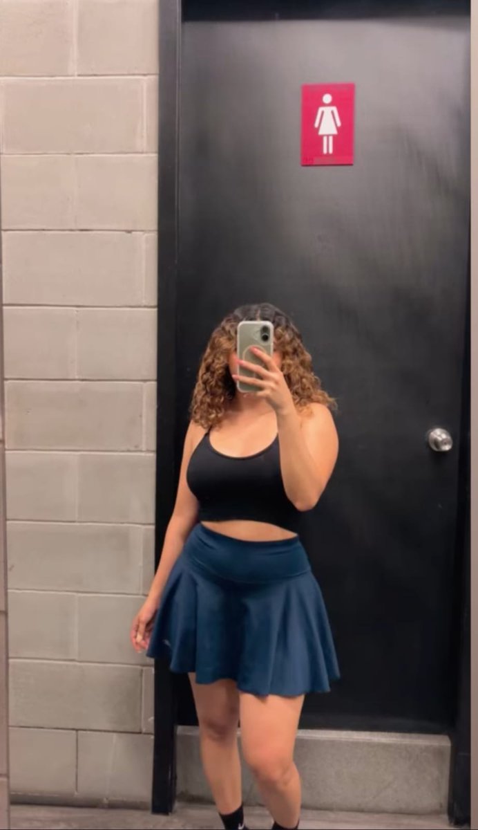 angyflorer's tweet photo. HOLA DADDY AGENDAME 
TENGO 23 AÑOS SOY DE CDMX 
$1500 UNA HORA 
$300 CANAL XXX

SOY LA PUTITA DE TUS SUEÑOS https://t.co/g1rlGTgfk2