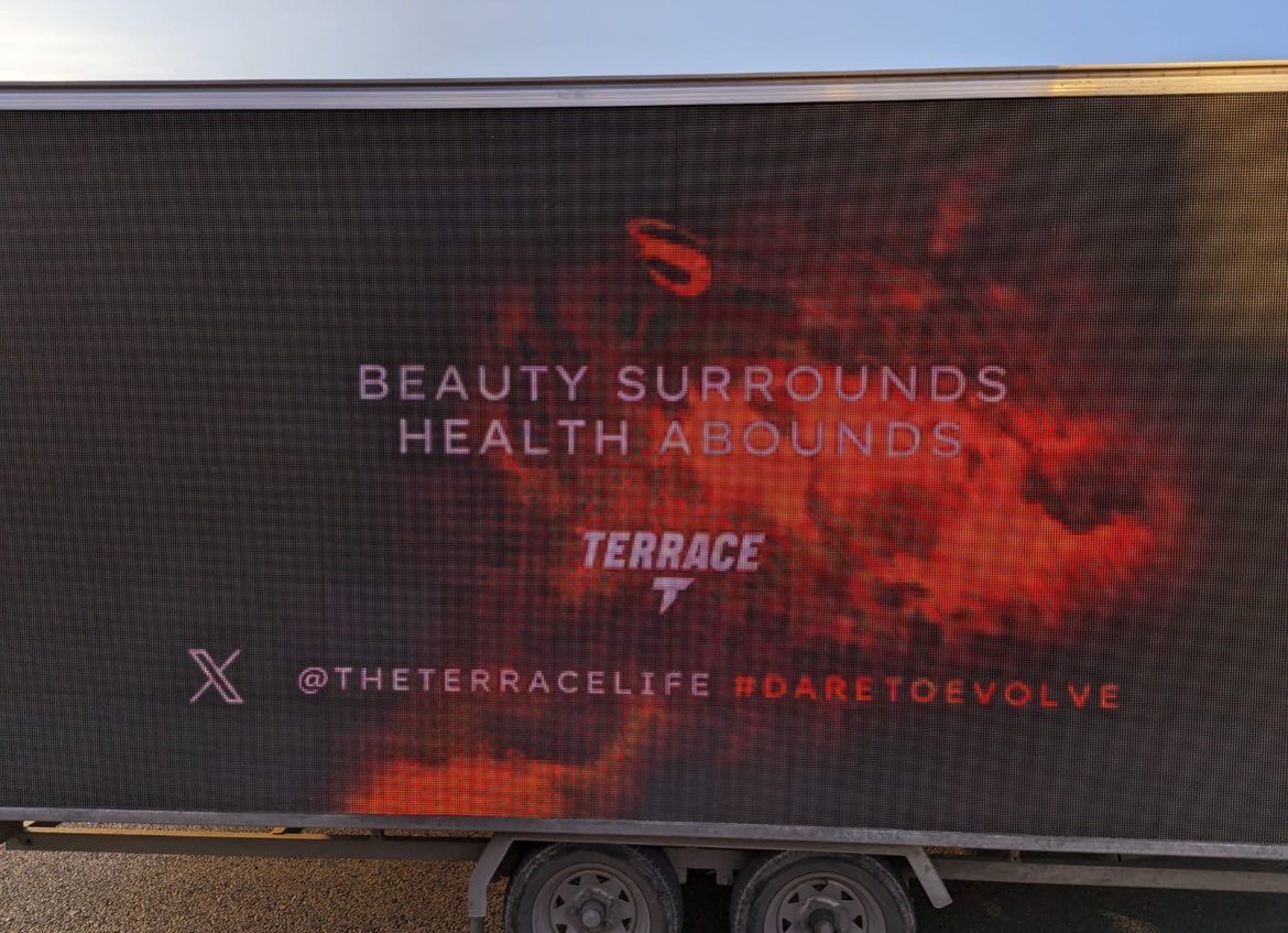 Carl Sewell tweet media