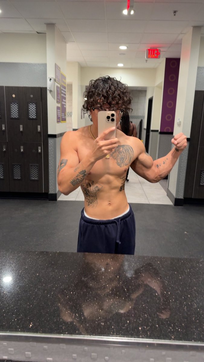 billyhoe tweet media