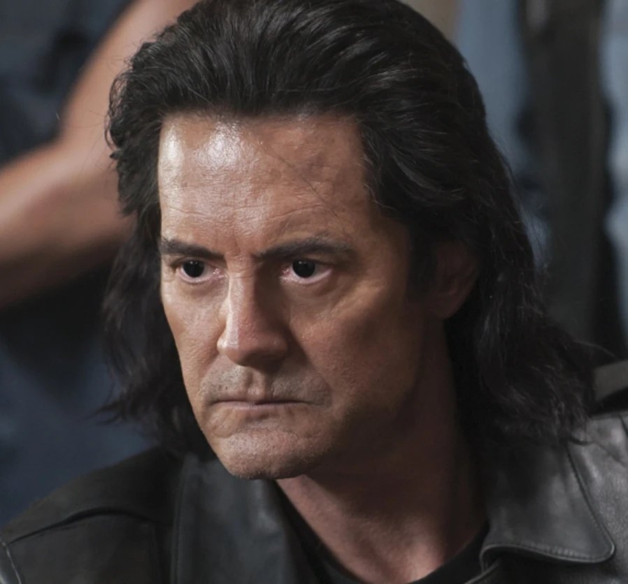 Isaac TRexArms tweet media