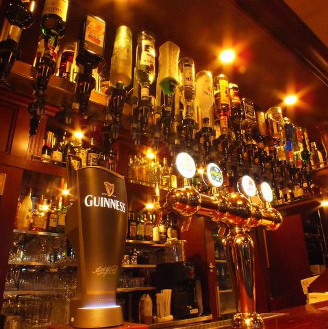 rocky_miracle's tweet image. 日本発！旅の途中、英国風パブへ。GUINNESS（ギネス）ビールとスコッチウィスキー、そしてフィッシュ＆チップスでイギリスを感じる。