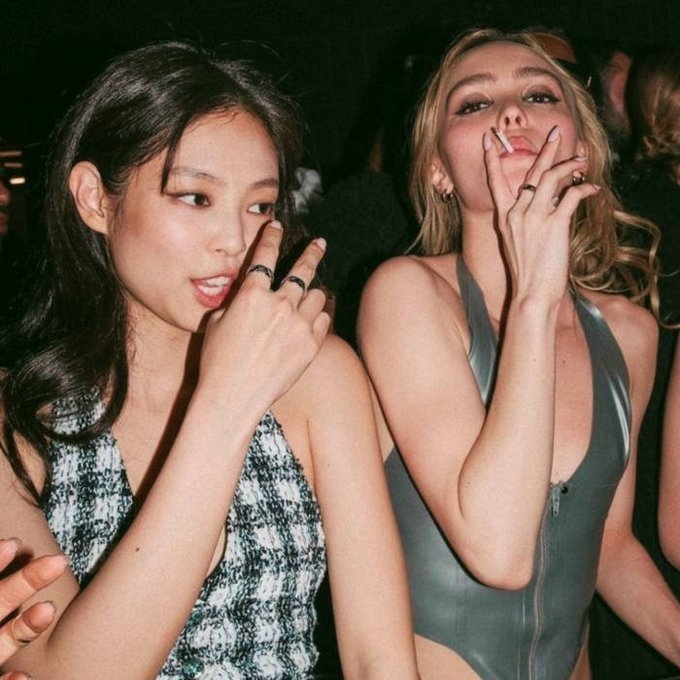 Kpop Stats tweet media