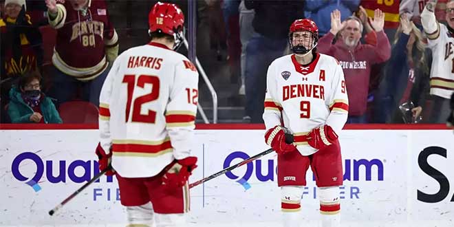 College Hockey News tweet media