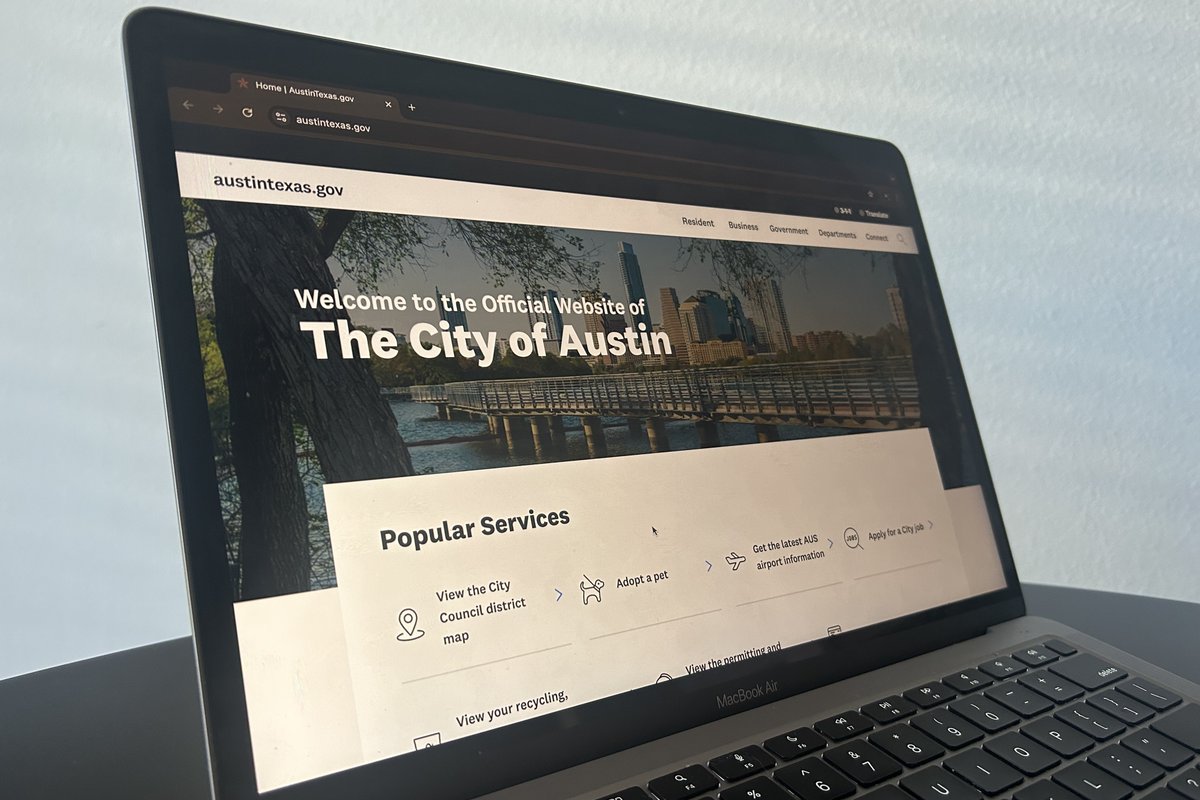 Ben Thompson tweet media